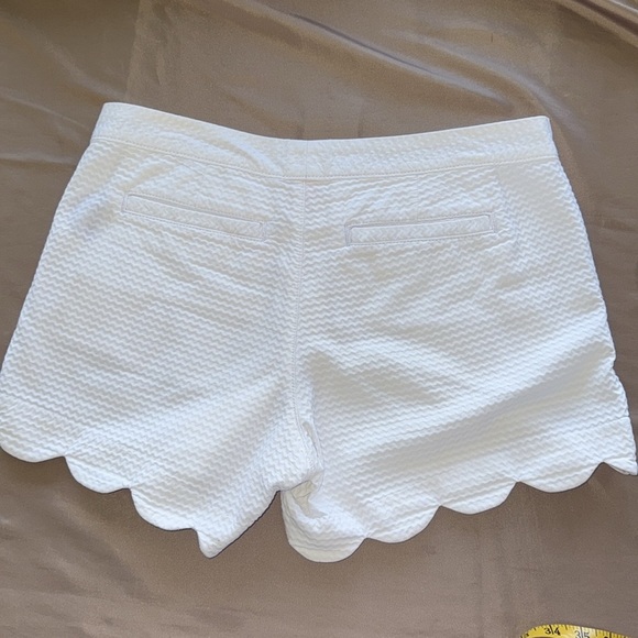 Lilly Pulitzer Buttercup Scallop Shorts Resort White Wave Jacquard Waffle Fabric - Picture 9 of 16